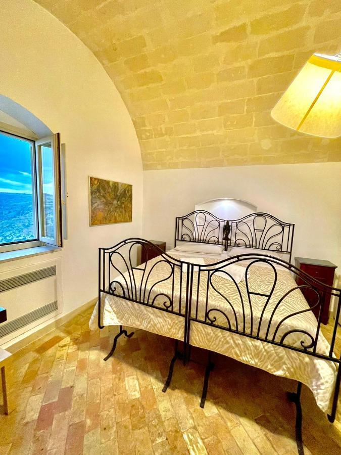 Dimora La Gravina Bed & Breakfast Matera Exterior photo